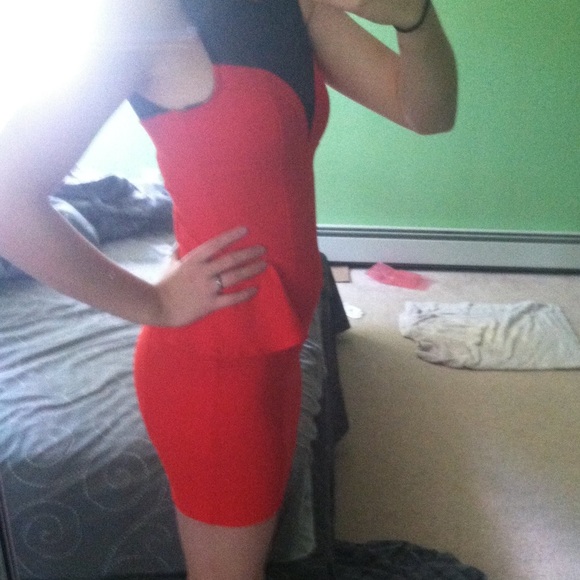 Bebe Dress Orange Red - Picture 9 of 9